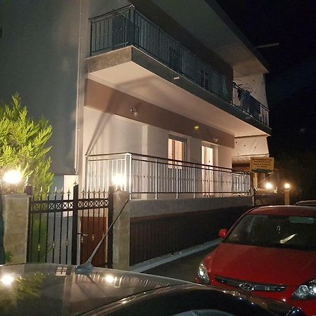 Dimitris Apartments Néa Plája Kültér fotó